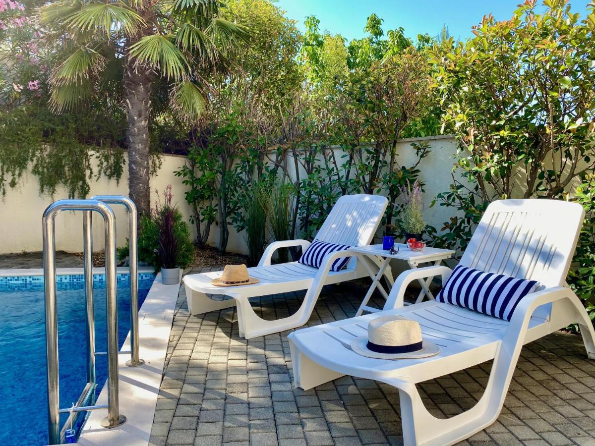 Private Pool And Mediterranean Garden Apt Mia Šilo Kültér fotó